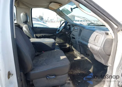 2004 Dodge Ram 1500 St z USA, uszkodzony, nr VIN 1D7HA16N04J215733